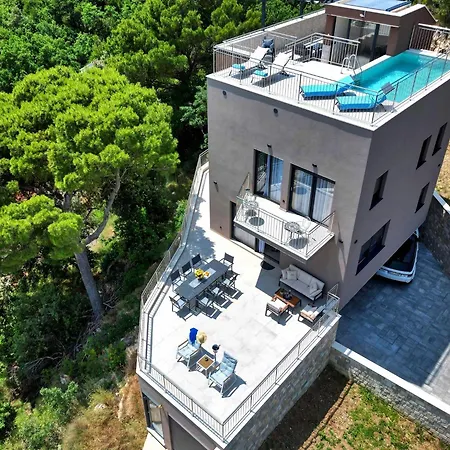 Golden Grain - Four Bedroom