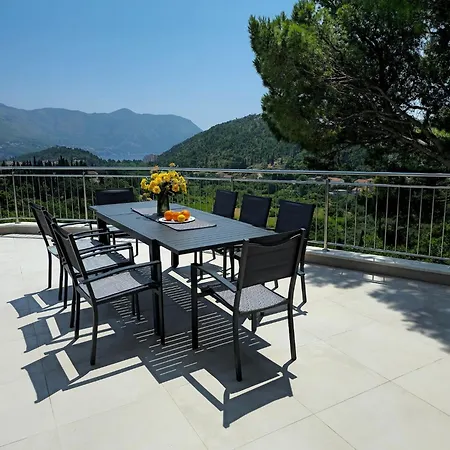 Villa Golden Grain - Four Bedroom Cibaca